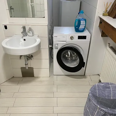Roseman Iii - Centraly Located, Old Spacious Apartment Ljubljana