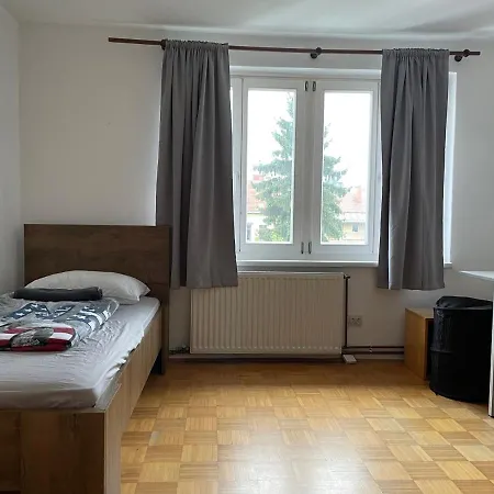 Roseman Iii - Centraly Located, Old Spacious Lublaň